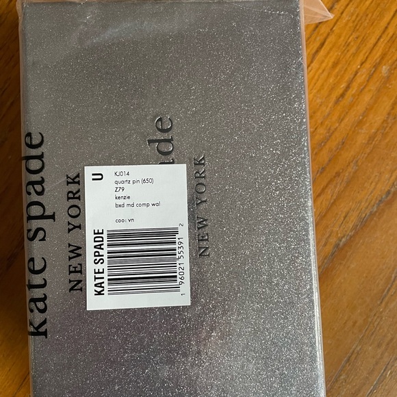 Kate Spade Kenzie Candied Flower Wallet - Picture 8 of 10